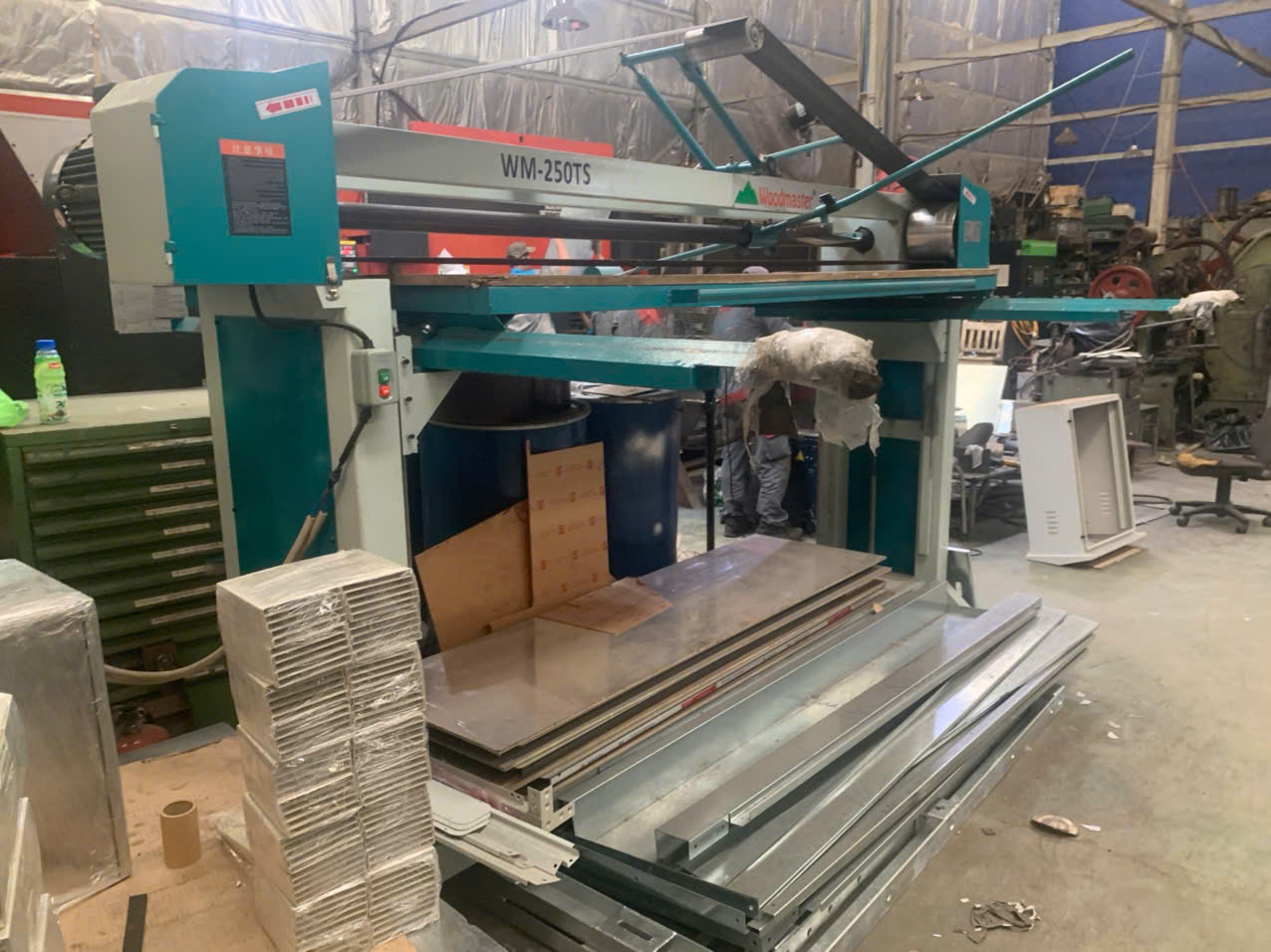 Sanding machine